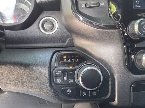 Used 2022 RAM 1500 Big Horn w/ Built-to-serve Edition AWD/4WD image 31