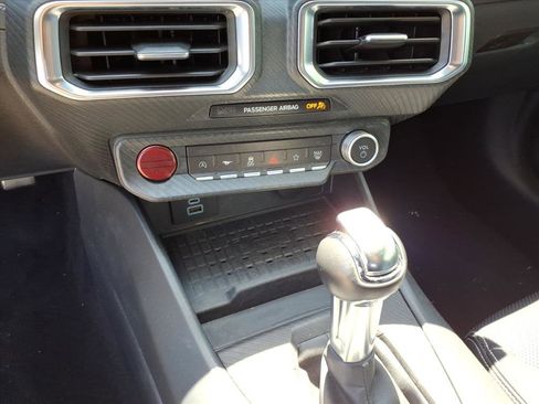Used 2024 Ford Mustang Premium RWD image 31