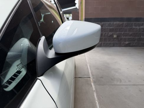 Used 2025 Nissan Leaf S FWD image 12
