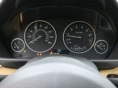 Used 2014 BMW 320i xDrive Sedan image 19