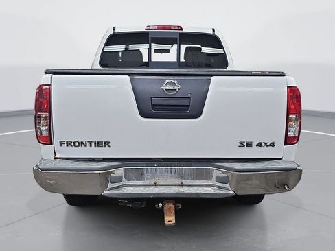 Used 2005 Nissan Frontier SE w/ (P01) Power Pkg AWD/4WD image 5