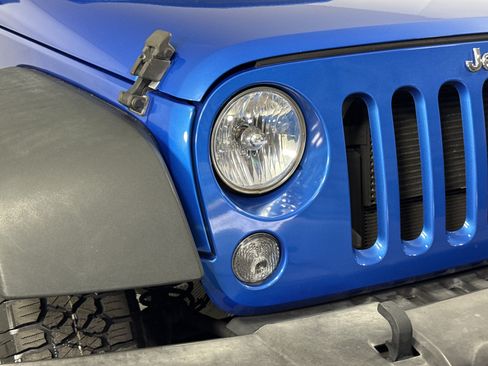 Used 2016 Jeep Wrangler Sport w/ Quick Order Package 24S AWD/4WD image 7