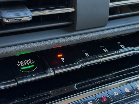 New 2024 Lincoln Corsair Reserve w/ Equipment Group 202A image 20