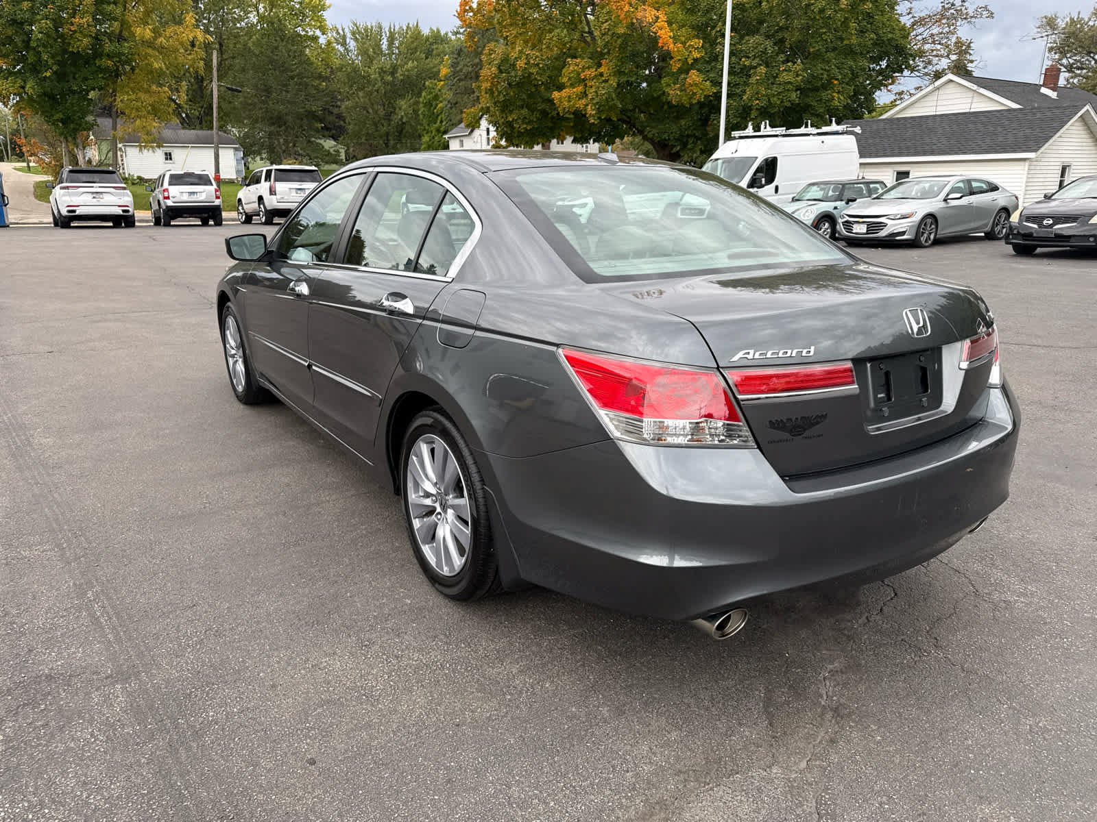 Used 2011 Honda Accord EX-L image 5