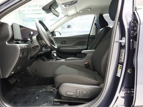 Used 2025 Hyundai Kona SEL image 9