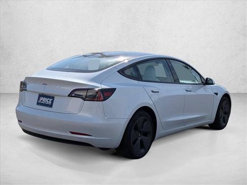 Used 2023 Tesla Model 3 Standard Range RWD image 5