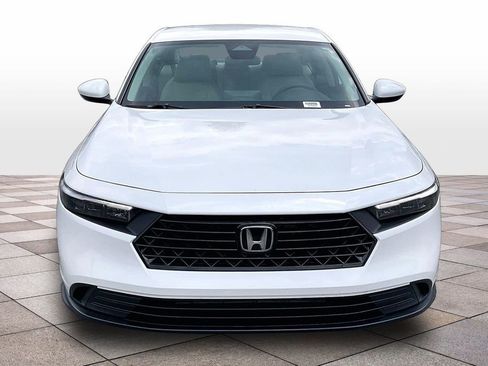 Used 2025 Honda Accord LX image 3