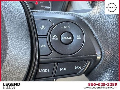 Used 2023 Toyota Corolla Cross L image 19