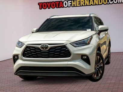 Used 2020 Toyota Highlander XLE