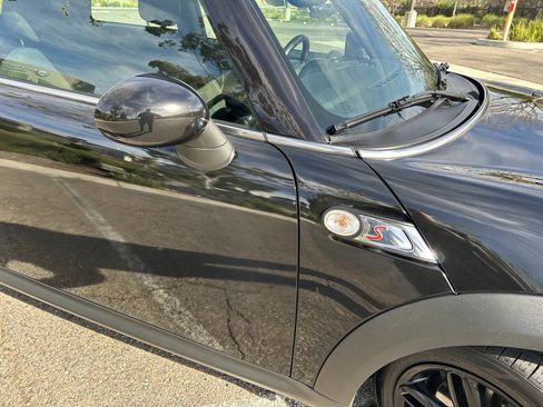 Used 2013 MINI Cooper S image 26