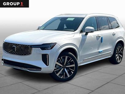 New 2026 Volvo XC90 B5 Core w/ Protection Package Premier