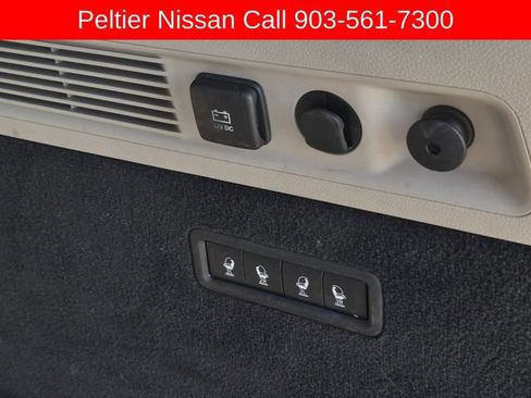 Used 2023 Jeep Grand Wagoneer Series II w/ Premium Group II AWD/4WD image 9