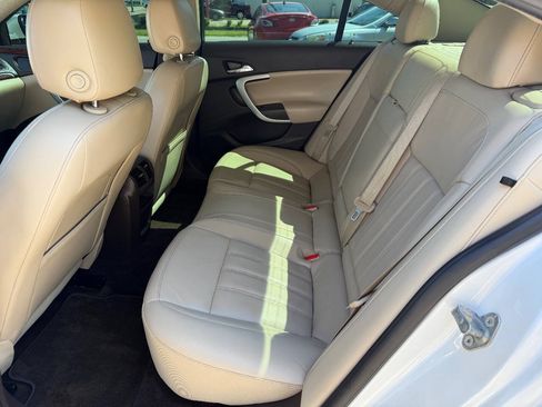 Used 2016 Buick Regal AWD image 13