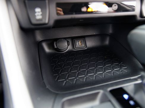 Certified 2025 Toyota RAV4 XLE image 24