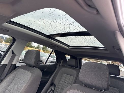 Used 2022 Chevrolet Equinox LT image 13