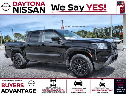 Certified 2022 Nissan Frontier SV image 1