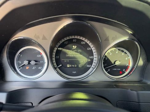 Used 2011 Mercedes-Benz C 300 4MATIC Sedan image 23