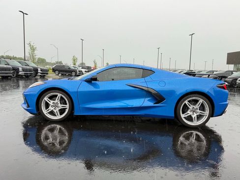 Used 2025 Chevrolet Corvette Stingray Coupe w/ 1LT RWD image 8