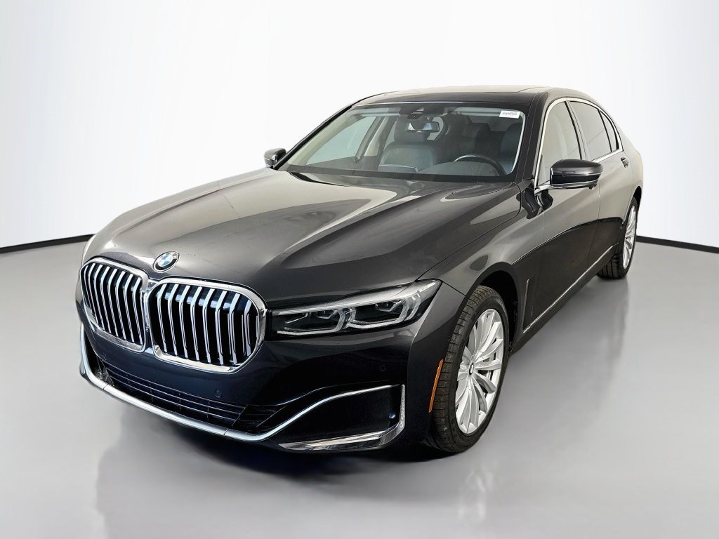 Used 2022 BMW 740i RWD image 4