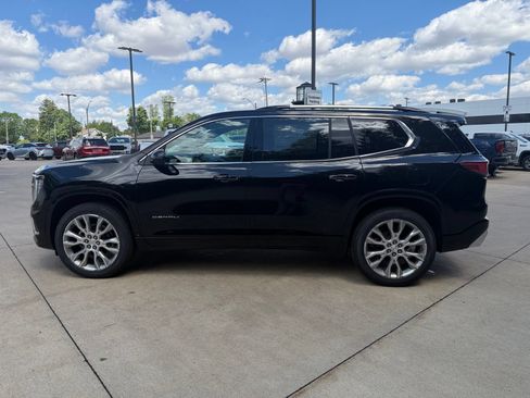 New 2026 GMC Acadia Denali w/ Super Cruise Package AWD/4WD image 8