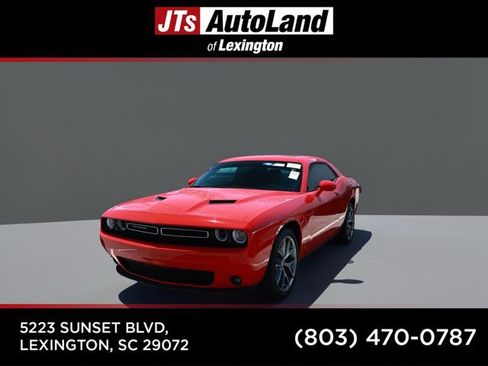 Used 2023 Dodge Challenger SXT w/ Plus Package RWD image 1