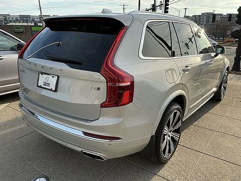 Used 2021 Volvo XC90 T6 Inscription image 6