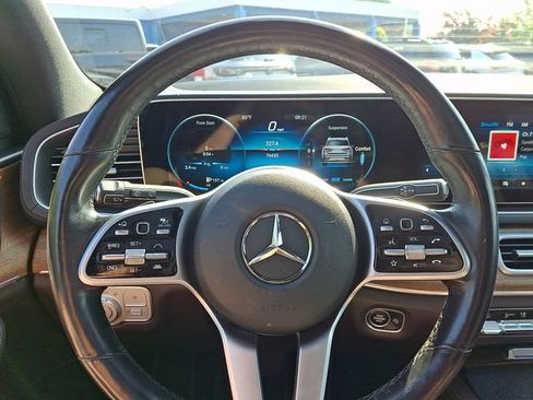 Used 2021 Mercedes-Benz GLS 450 4MATIC image 24