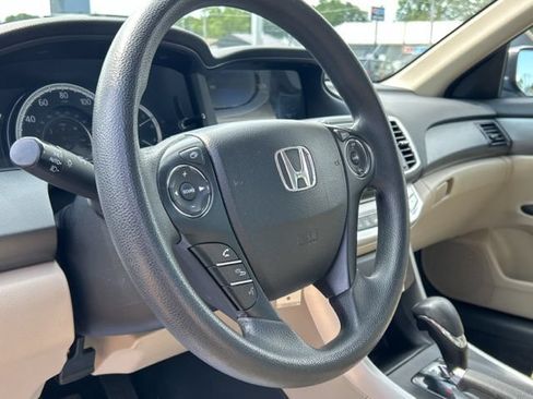Used 2015 Honda Accord LX image 28