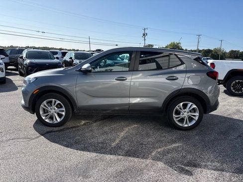 Used 2023 Buick Encore GX Preferred w/ Cold Weather Comfort Package AWD/4WD image 2