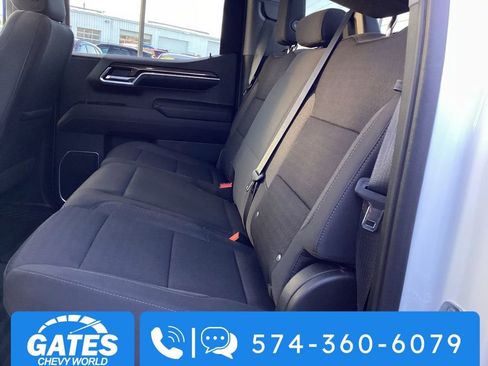 Used 2022 Chevrolet Silverado 1500 LT image 13