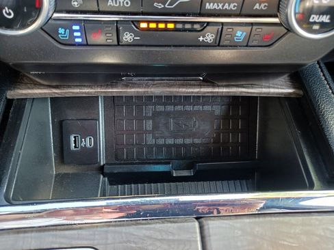 Used 2021 Ford Expedition Max Limited image 42