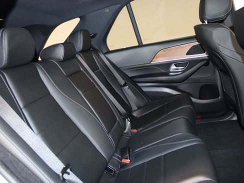 Used 2025 Mercedes-Benz GLE 350 4MATIC w/ Winter Package image 74