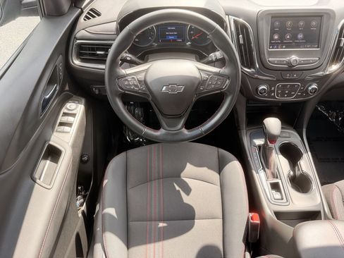 Used 2023 Chevrolet Equinox RS FWD image 30