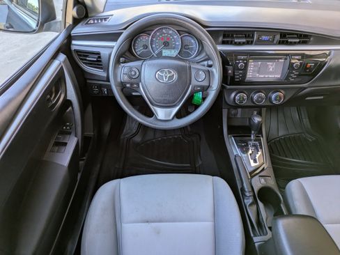 Used 2016 Toyota Corolla L image 11