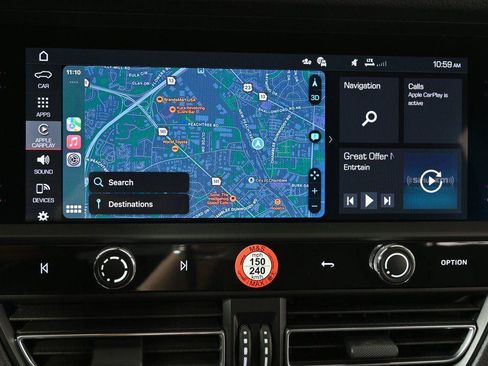 Certified 2026 Porsche Macan Turbo AWD/4WD image 14