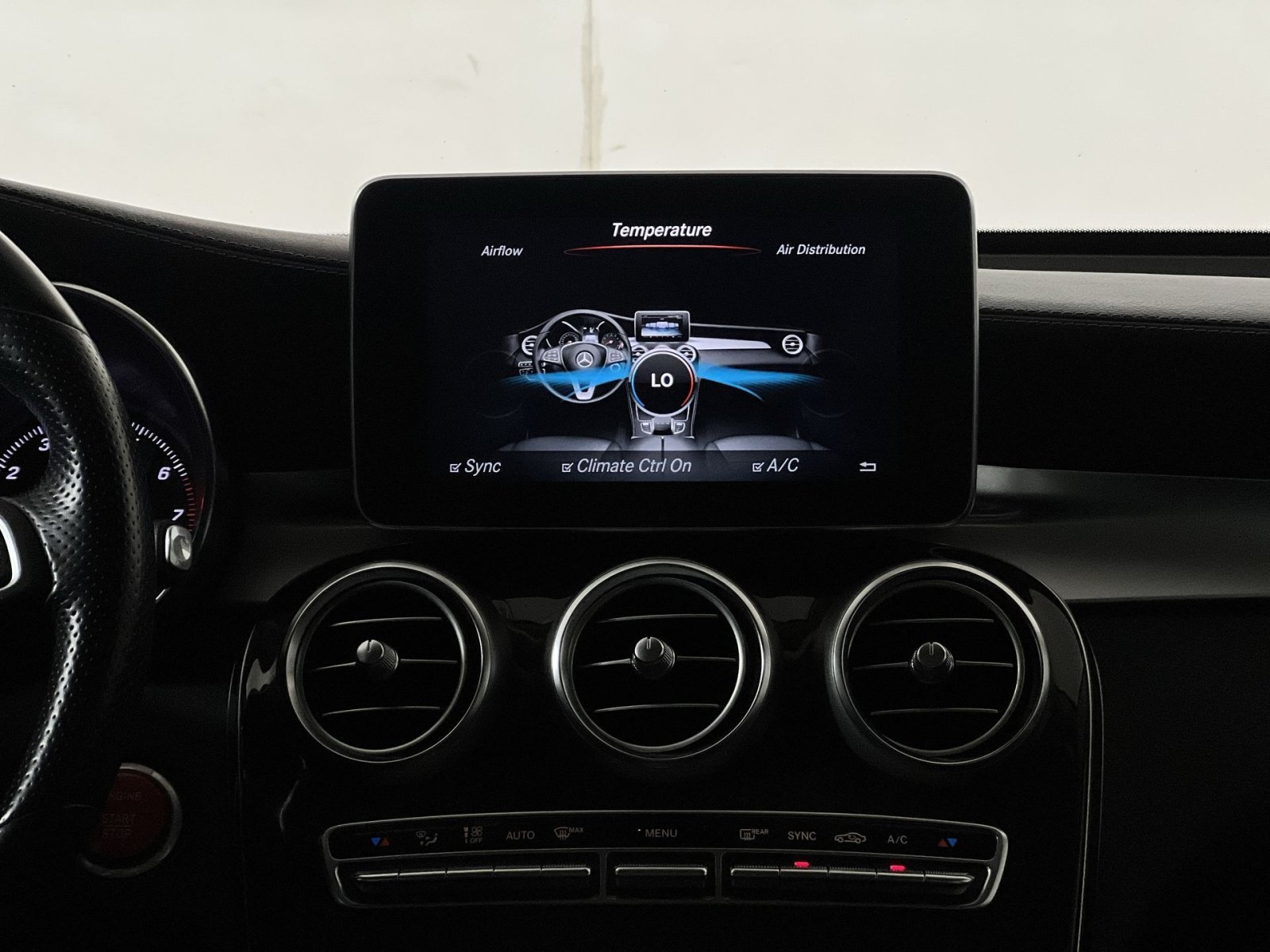Used 2016 Mercedes-Benz GLC 300 4MATIC image 21