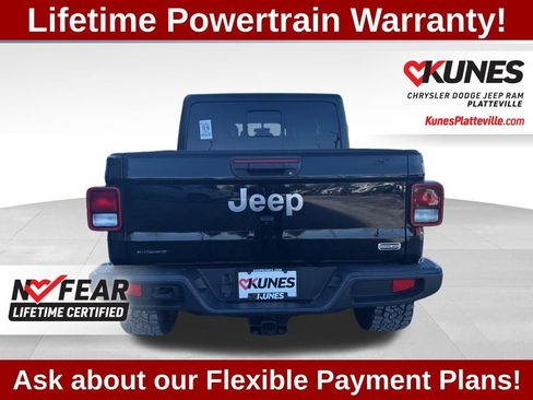 Used 2022 Jeep Gladiator Overland w/ Popular Equipment Package image 9