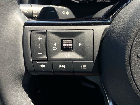 Used 2023 Nissan Rogue Platinum w/ Platinum Premium Package AWD/4WD image 24