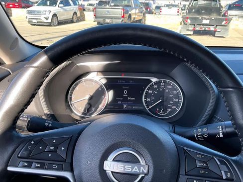 Used 2024 Nissan Sentra SV w/ All-Weather Package image 25