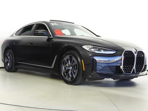 Used 2023 BMW i4 eDrive40 RWD image 4