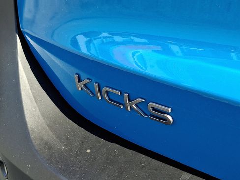 New 2026 Nissan Kicks SR w/ Cold Weather Package image 5