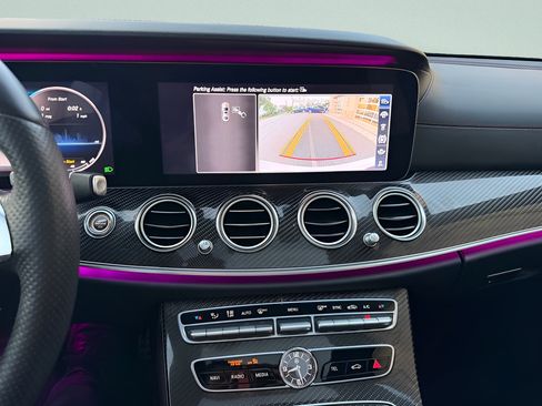 Used 2018 Mercedes-Benz E 43 AMG 4MATIC Sedan image 18