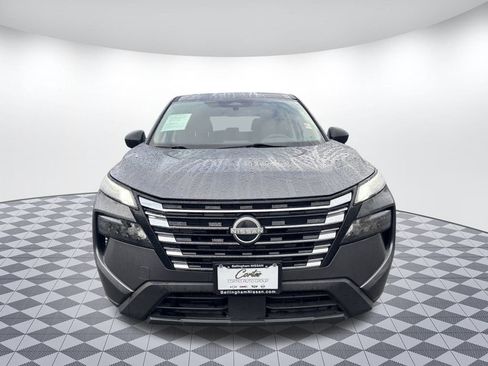 Used 2024 Nissan Rogue S image 2