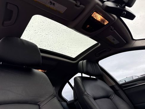 Used 2014 BMW 528i xDrive 528i xDrive image 26