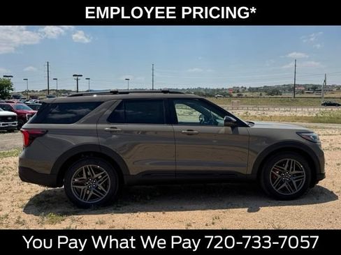 New 2026 Ford Explorer ST w/ Sun And Sound Package AWD/4WD image 6