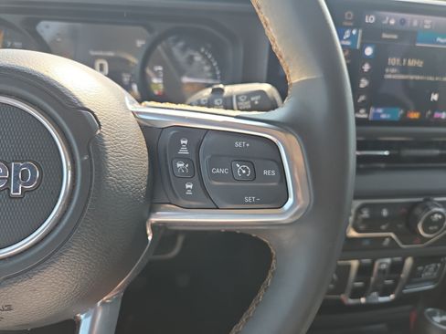 Certified 2024 Jeep Wrangler Unlimited Sahara AWD/4WD image 12