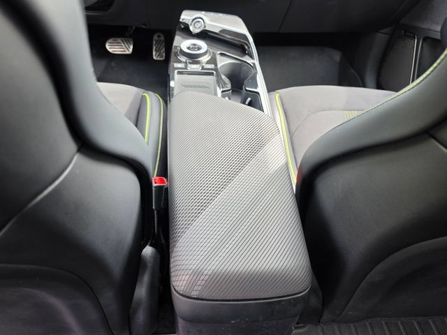 Used 2023 Kia EV6 GT AWD/4WD image 41