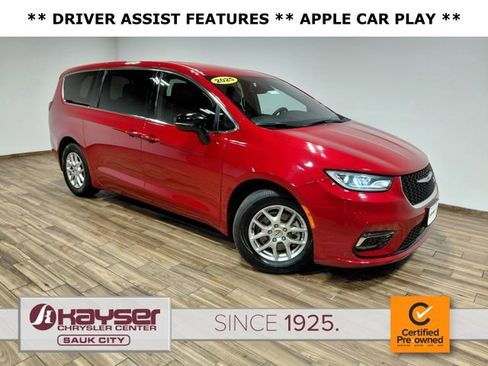Certified 2025 Chrysler Pacifica Select FWD image 1