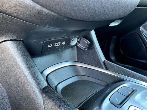 Used 2025 Chevrolet Malibu LT FWD image 15