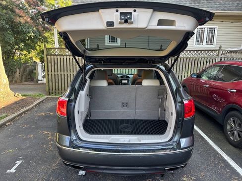 Used 2014 Buick Enclave Premium AWD/4WD image 34